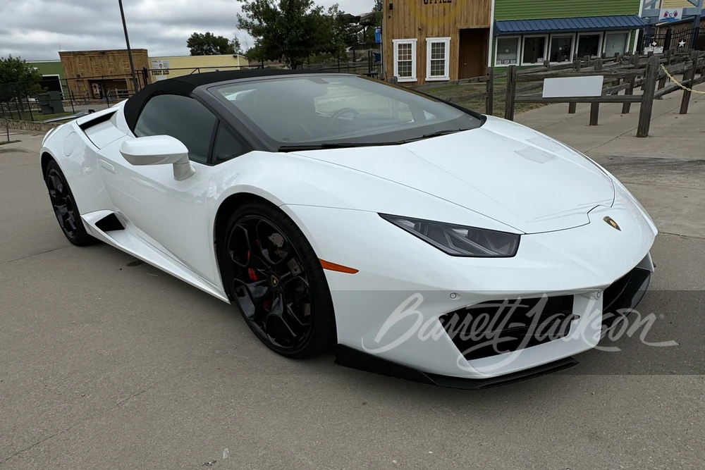 2017 Lamborghini Huracan LP580-2 - Image 8 of 10