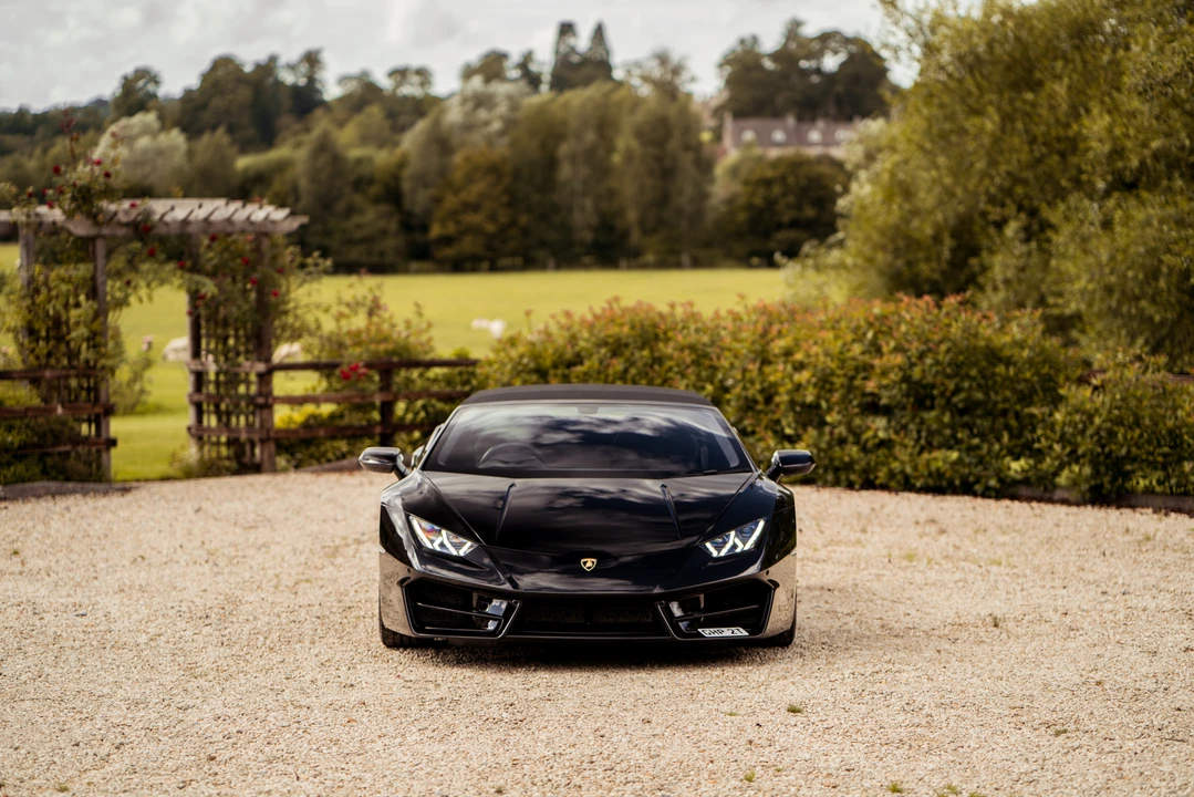 2017 Lamborghini Huracan LP580-2 - Image 8 of 31