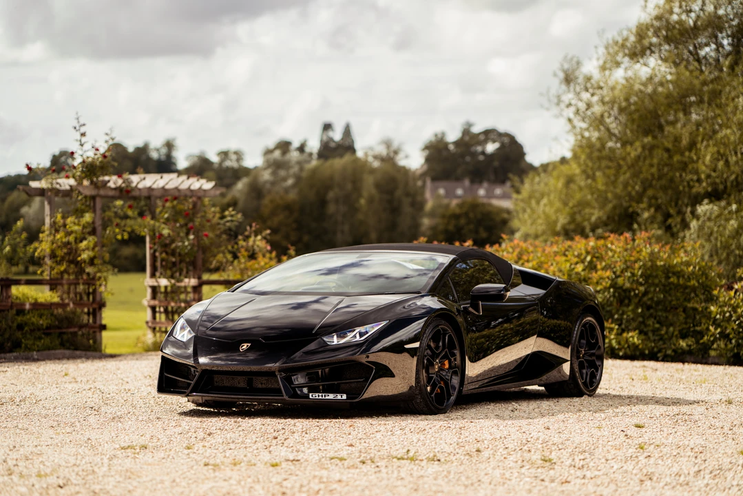 2017 Lamborghini Huracan LP580-2 - Image 9 of 31