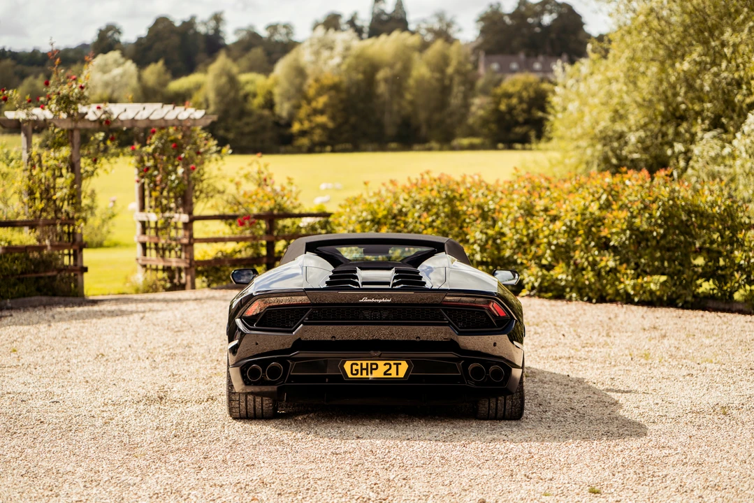 2017 Lamborghini Huracan LP580-2 - Image 30 of 31