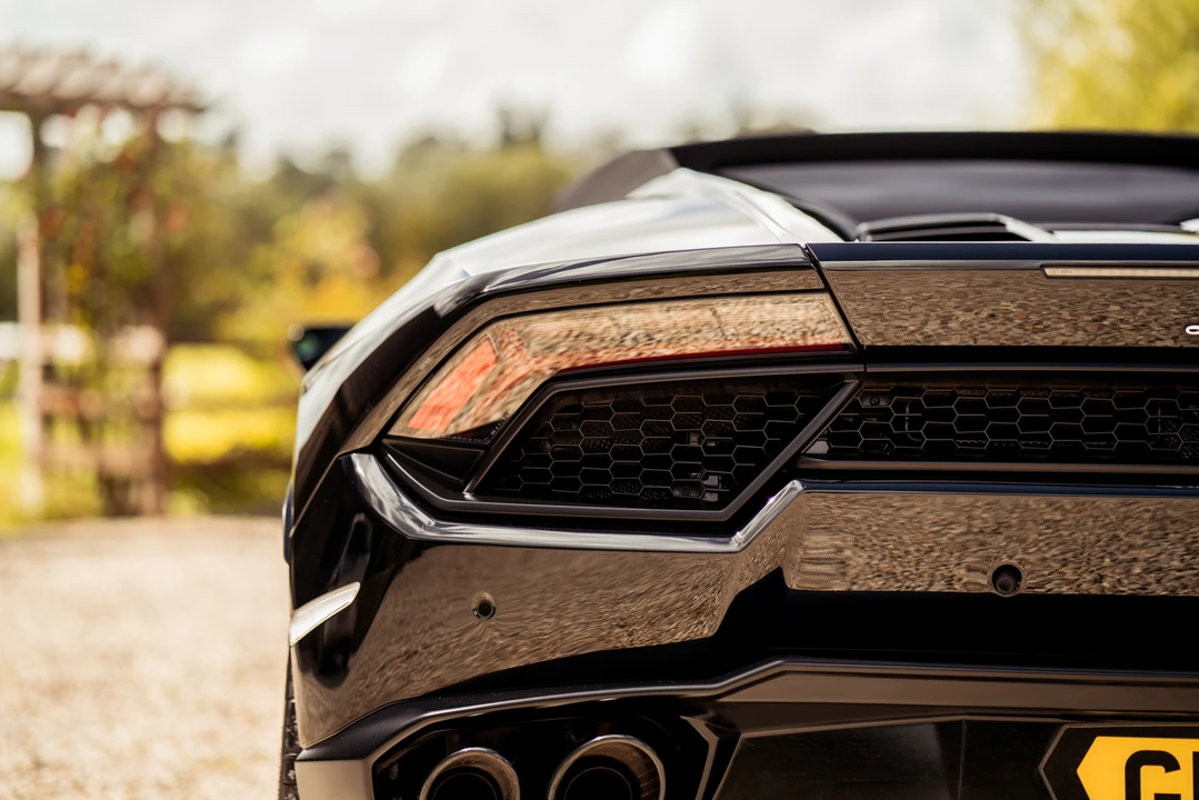 2017 Lamborghini Huracan LP580-2 - Image 31 of 31