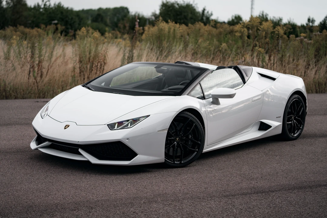 2017 Lamborghini Huracan LP610-4 - Image 10 of 31