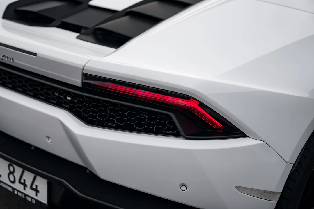 2017 Lamborghini Huracan LP610-4 - Image 29 of 31