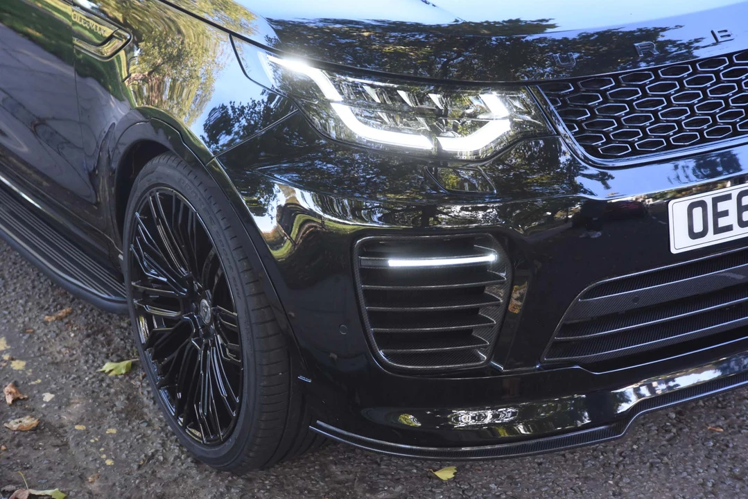 2017 Land Rover Discovery 5th Gen - Image 20 of 31