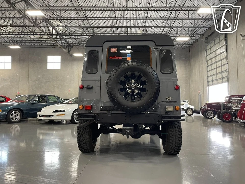 2017 Land Rover Defender 90 - Image 12 of 12