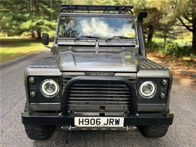 2017 Land Rover Defender 90 - Image 13 of 21