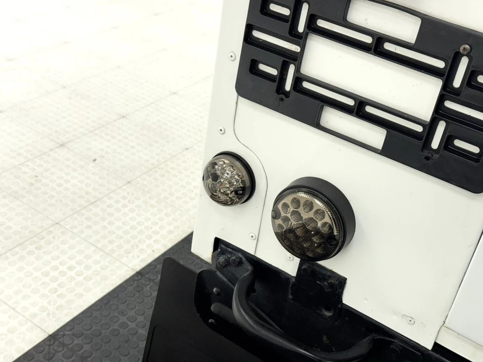 2017 Land Rover Defender 90 - Image 18 of 21