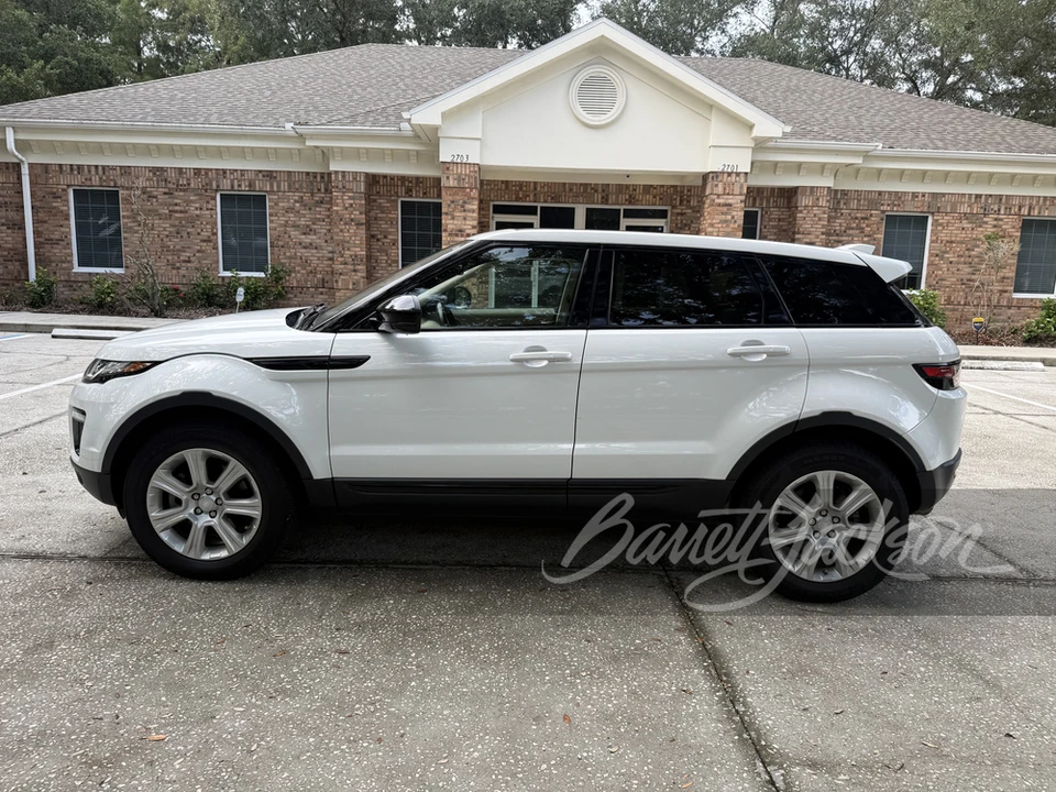 2017 Land Rover Range Rover Evoque 1st Gen - Image 17 of 18