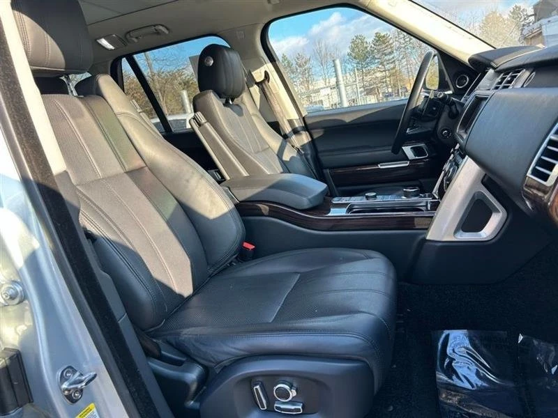 2017 Land Rover Range Rover L405 - Image 11 of 20