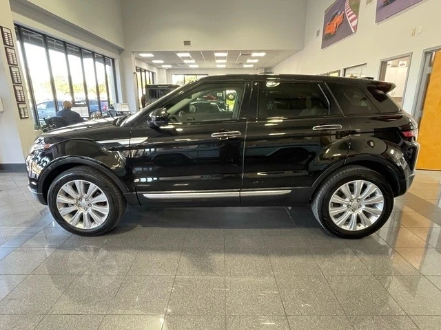2017 Land Rover Range Rover L405 - Image 2 of 12