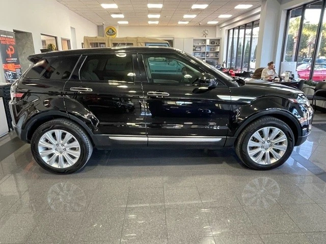 2017 Land Rover Range Rover L405 - Image 5 of 12
