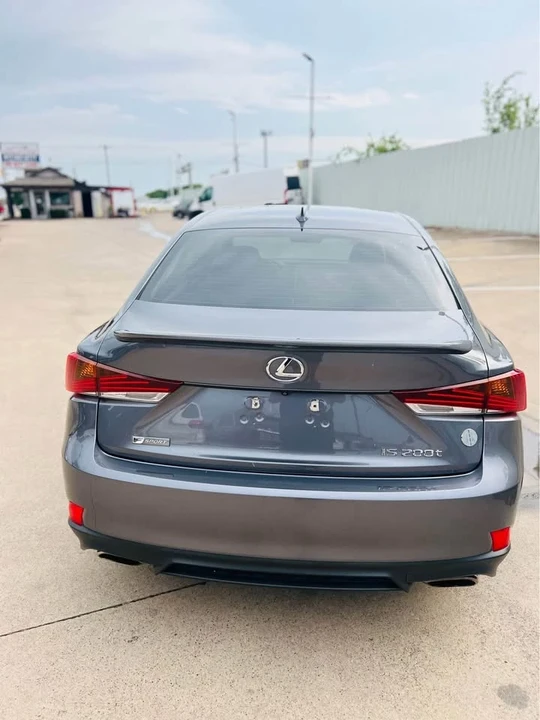 2017 Lexus IS 3rd Gen - Image 4 of 6