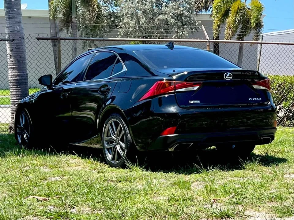 2017 Lexus IS 3rd Gen - Image 5 of 10