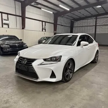 2017 Lexus IS 300