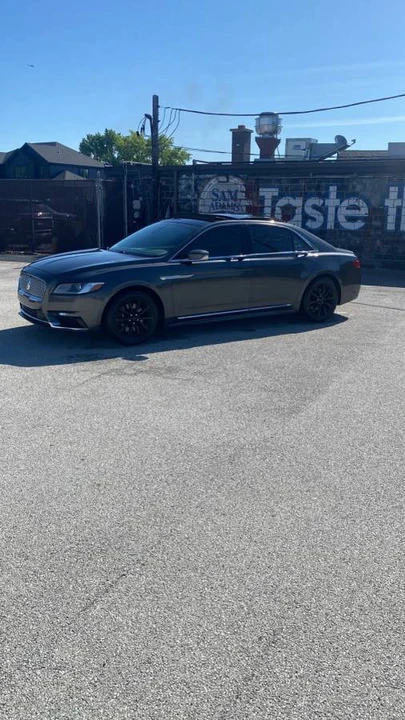 2017 Lincoln Continental 10th Gen - Image 3 of 9
