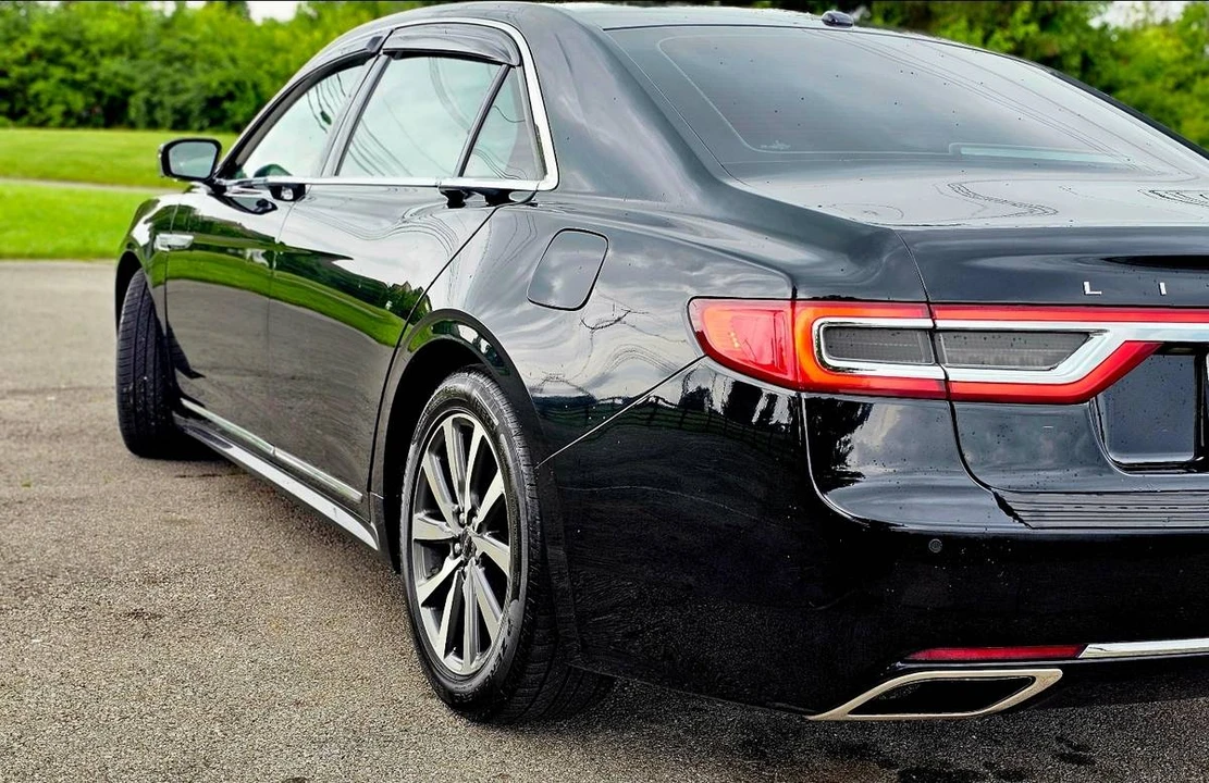2017 Lincoln Continental 10th Gen - Image 10 of 17