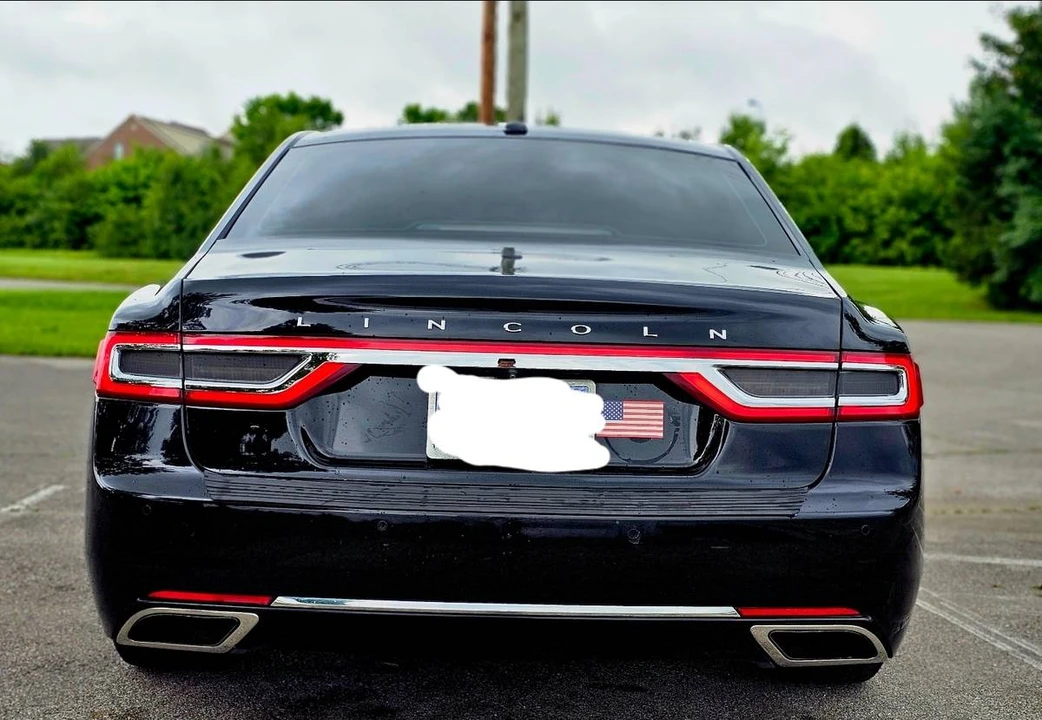 2017 Lincoln Continental 10th Gen - Image 9 of 17