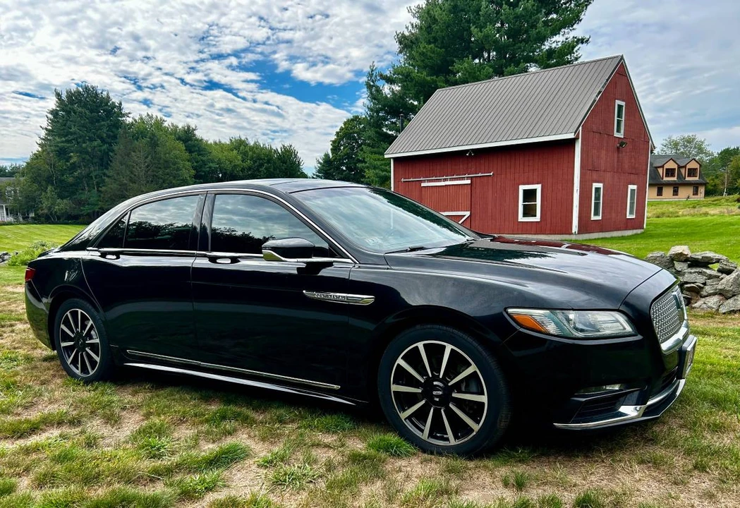2017 Lincoln Continental 10th Gen - Image 5 of 24