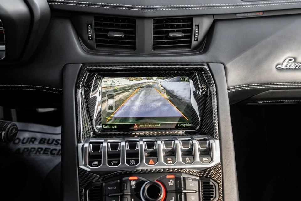 2017 Lamborghini Aventador LP700-4 - Image 10 of 19