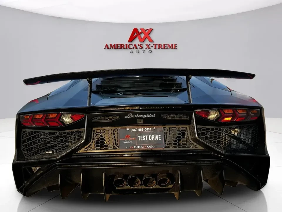 2017 Lamborghini Aventador - Image 5 of 20