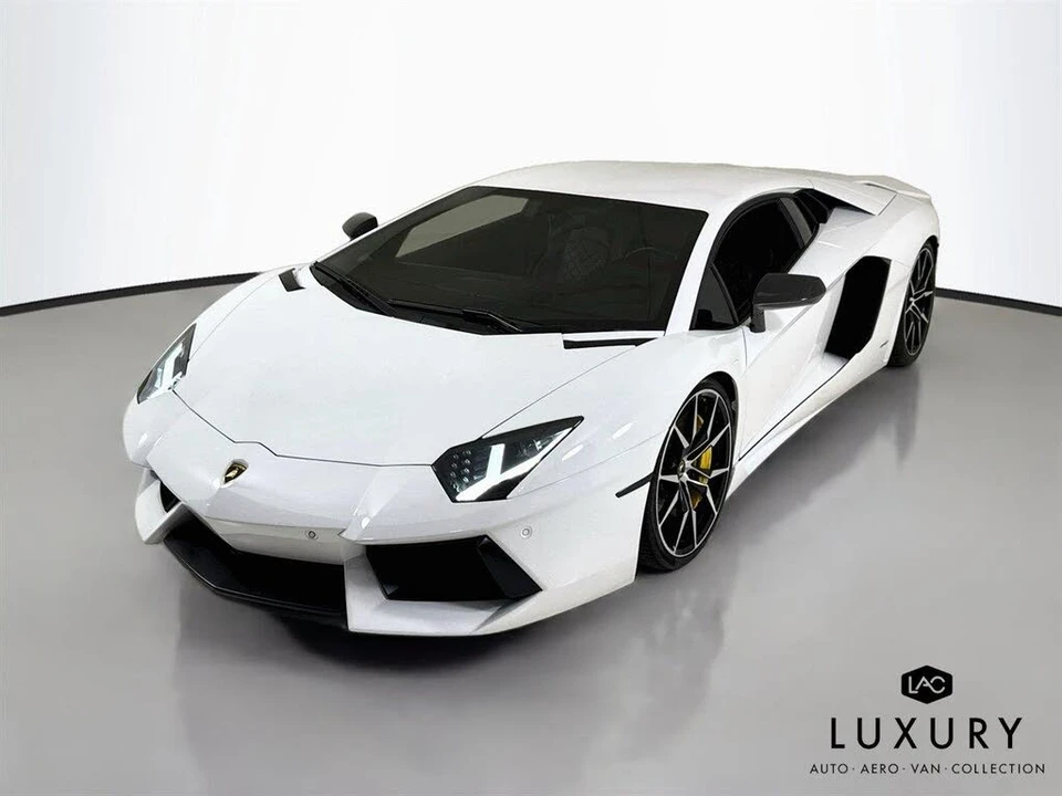 2017 Lamborghini Aventador S LP740-4 - Image 4 of 6