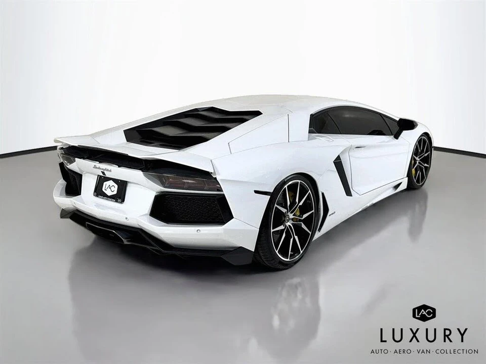 2017 Lamborghini Aventador S LP740-4 - Image 6 of 6