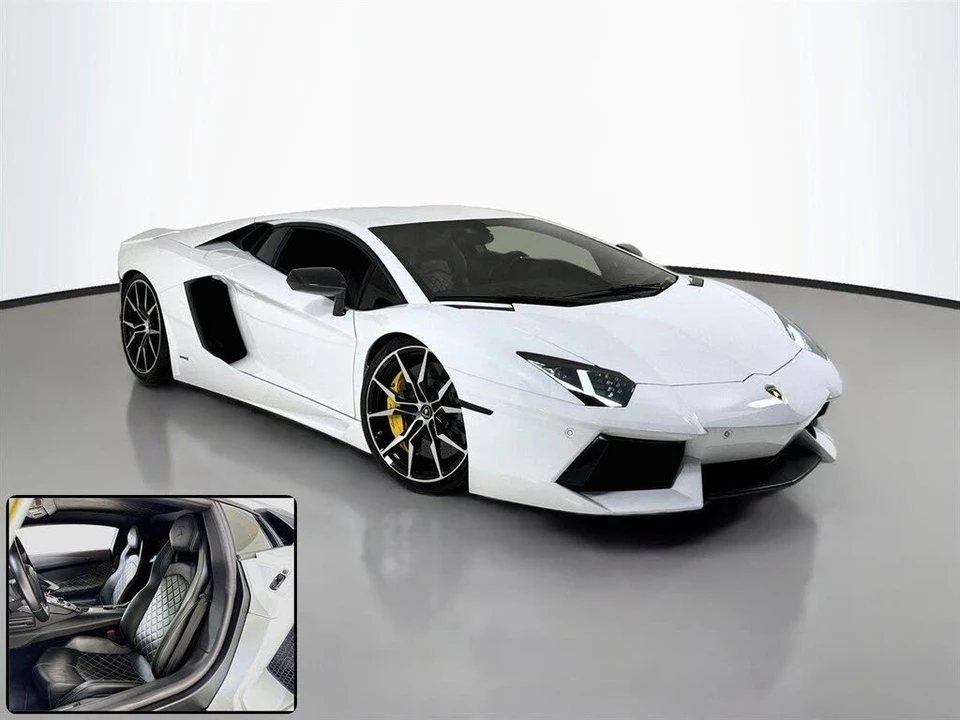 2017 Lamborghini Aventador S LP740-4 - Image 2 of 6