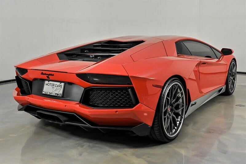 2017 Lamborghini Aventador S LP740-4 - Image 15 of 31