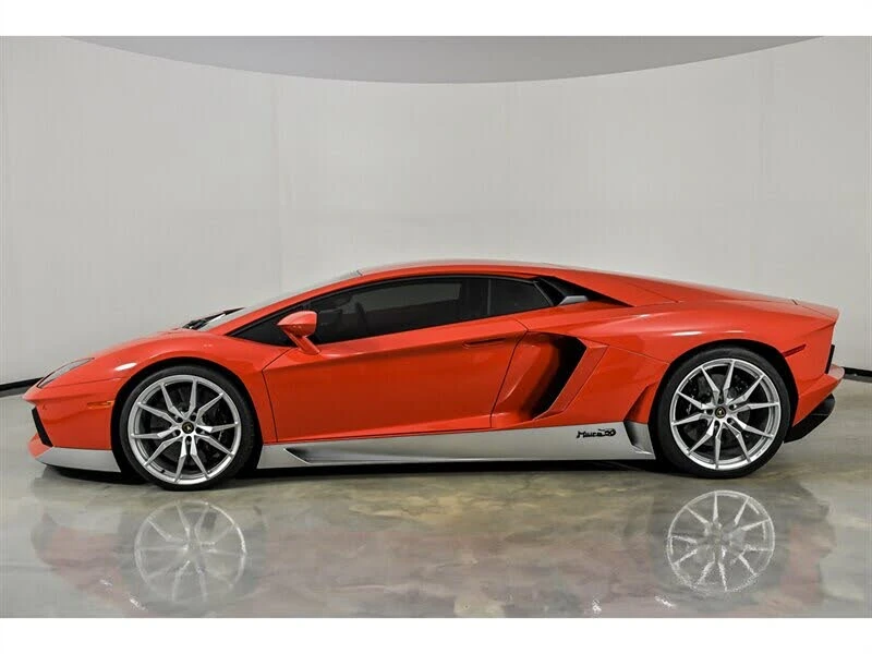 2017 Lamborghini Aventador S LP740-4 - Image 11 of 31