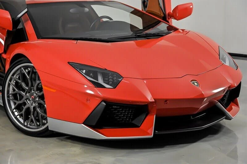 2017 Lamborghini Aventador S LP740-4 - Image 4 of 31