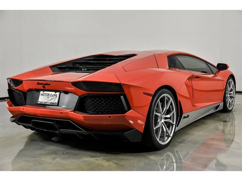 2017 Lamborghini Aventador S LP740-4 - Image 16 of 31