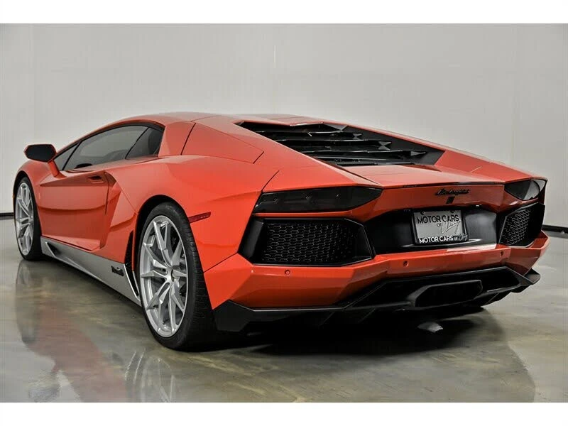 2017 Lamborghini Aventador S LP740-4 - Image 13 of 31