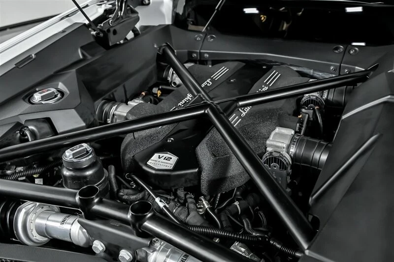 2017 Lamborghini Aventador LP700-4 - Image 17 of 21