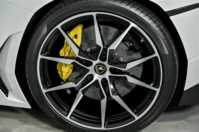 2017 Lamborghini Aventador LP700-4 - Image 21 of 21