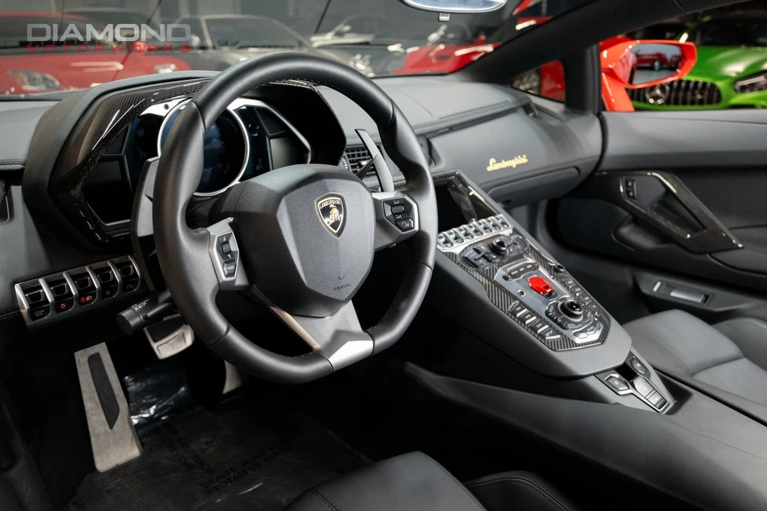 2017 Lamborghini Aventador LP700-4 - Image 11 of 12
