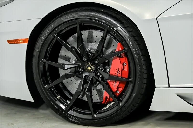 2017 Lamborghini Aventador S LP740-4 - Image 7 of 20