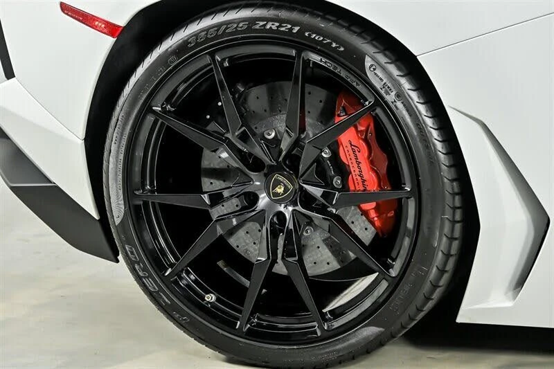 2017 Lamborghini Aventador S LP740-4 - Image 13 of 20