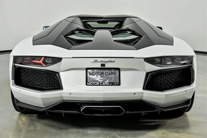 2017 Lamborghini Aventador S LP740-4 - Image 10 of 20