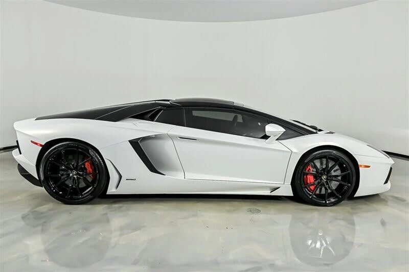 2017 Lamborghini Aventador S LP740-4 - Image 12 of 20