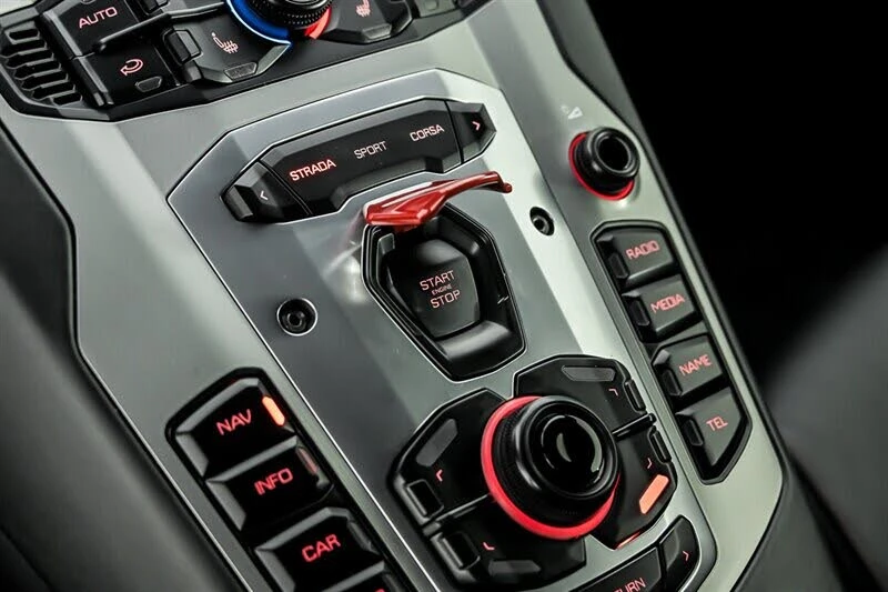 2017 Lamborghini Aventador S LP740-4 - Image 30 of 31