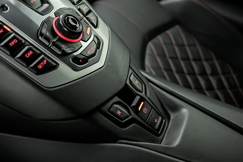 2017 Lamborghini Aventador S LP740-4 - Image 31 of 31