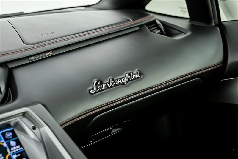 2017 Lamborghini Aventador S LP740-4 - Image 26 of 31