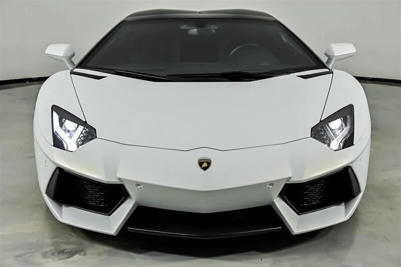 2017 Lamborghini Aventador S LP740-4 - Image 4 of 31