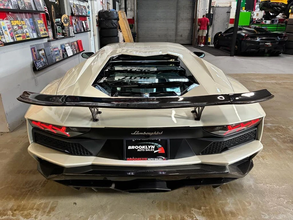 2017 Lamborghini Aventador S LP740-4 - Image 13 of 31