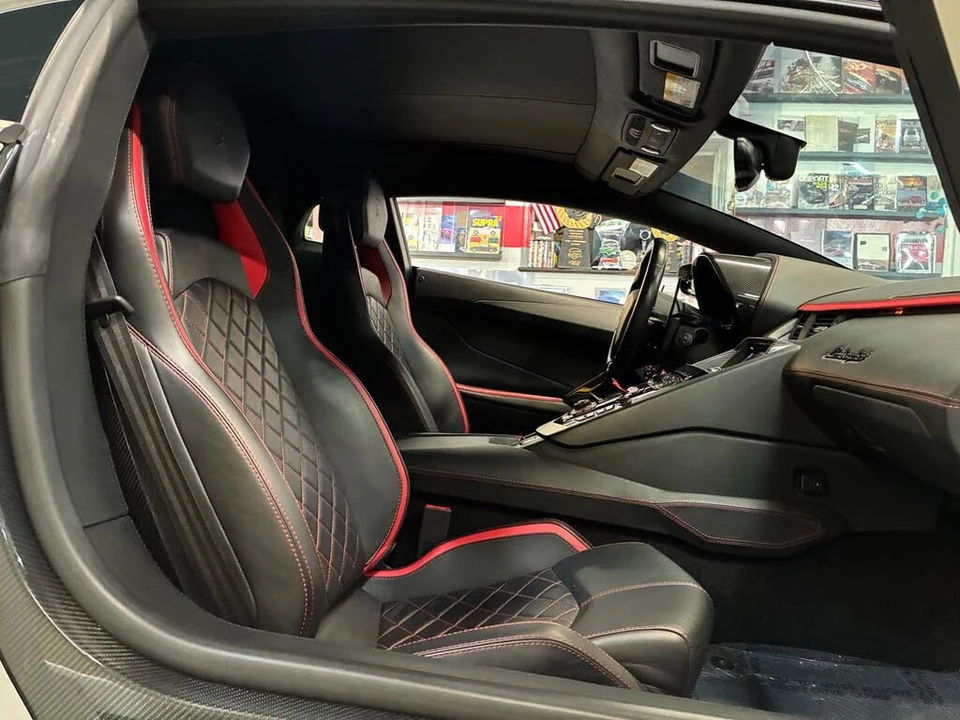 2017 Lamborghini Aventador S LP740-4 - Image 27 of 31