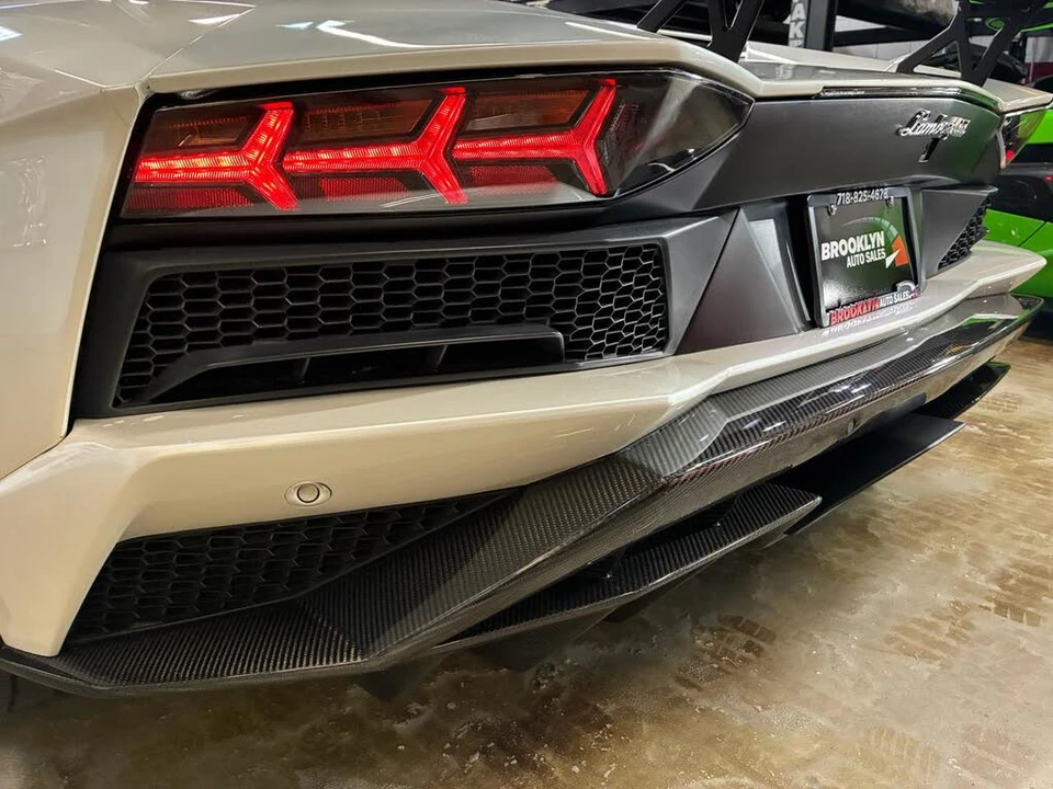 2017 Lamborghini Aventador S LP740-4 - Image 24 of 31
