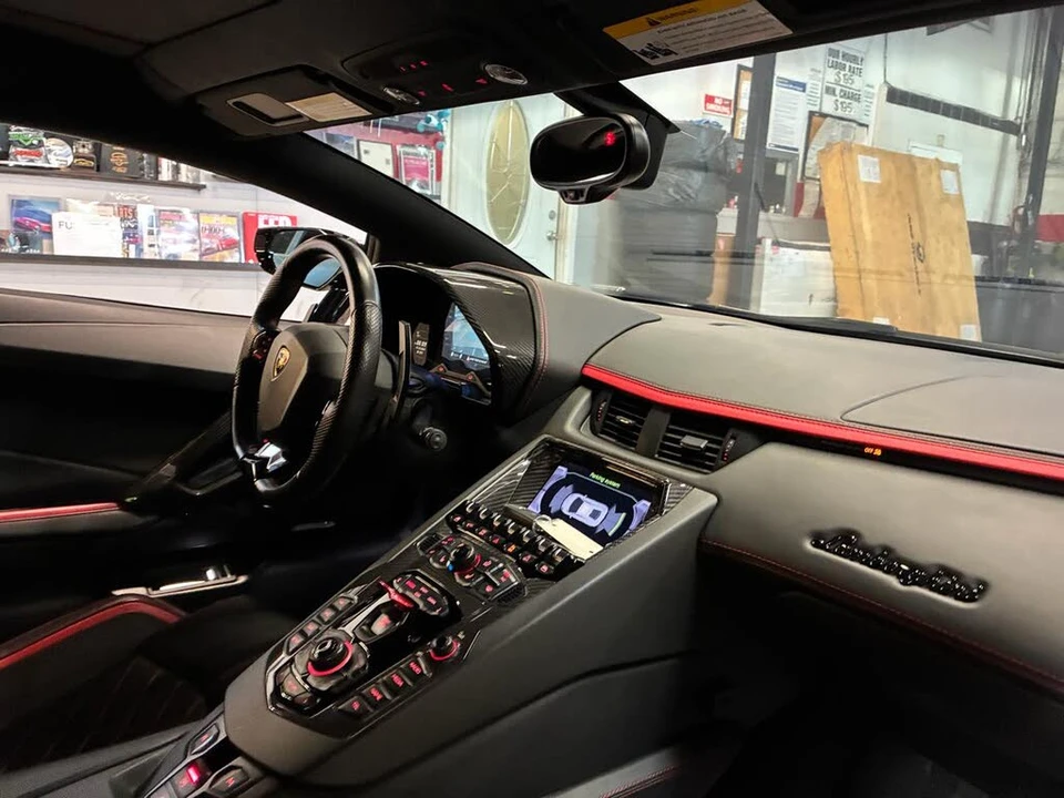2017 Lamborghini Aventador S LP740-4 - Image 30 of 31