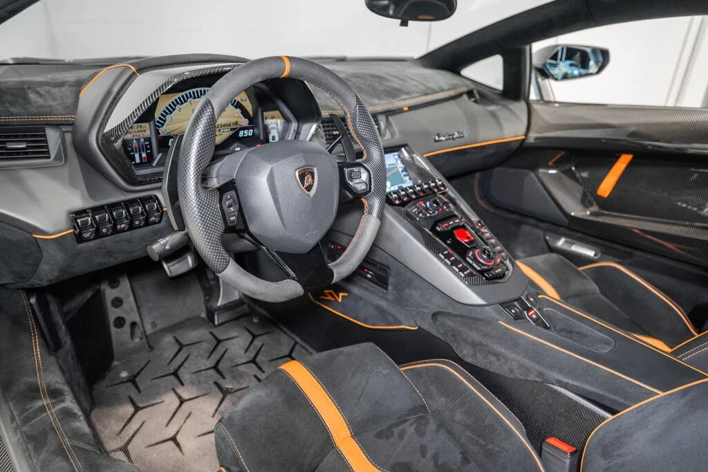 2017 Lamborghini Aventador SuperVeloce LP750-4 - Image 26 of 31