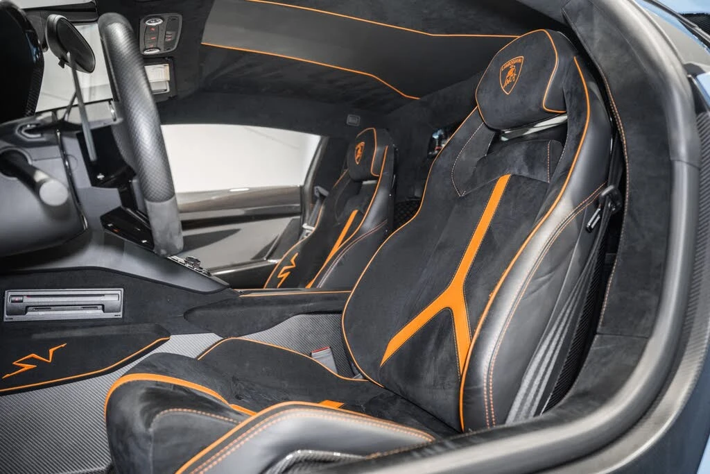 2017 Lamborghini Aventador SuperVeloce LP750-4 - Image 27 of 31