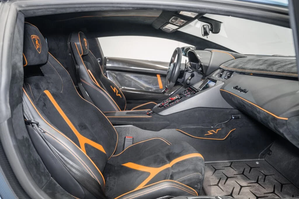 2017 Lamborghini Aventador SuperVeloce LP750-4 - Image 28 of 31